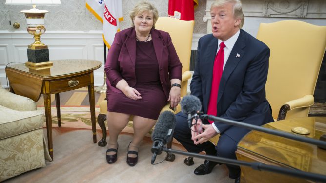 Erna Solberg møter Donald Trump i Det Hvite Hus