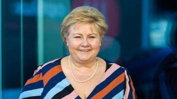 Erna trenger en familieterapeut