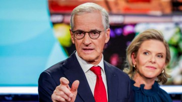 Pengemakt eller folkestyre, ditt valg