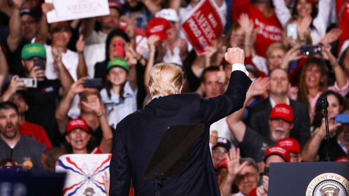 Trump MAGA rally in Mesa, Arizona President Donald Trump på et "Make America Great Again"-rally i Mesa, Arizona.